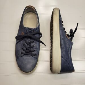 Ecco Mens Soft 7 Low Top Fashion Sneaker Size 8 Blue Leather Casual Shoe